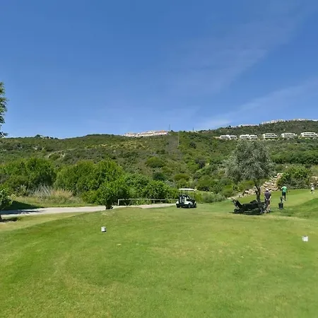 Espectacular Rodeado De Campos De Golf アパート